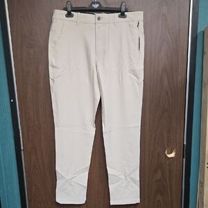 Parasuco Size 34x30 Beige Lightweight Performance Pant
